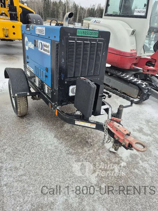 2021 Miller Welders Big Blue 400 Welder