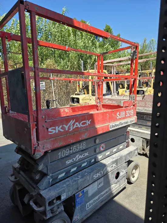 2019 Skyjack SJIII3219 Scissor Lift