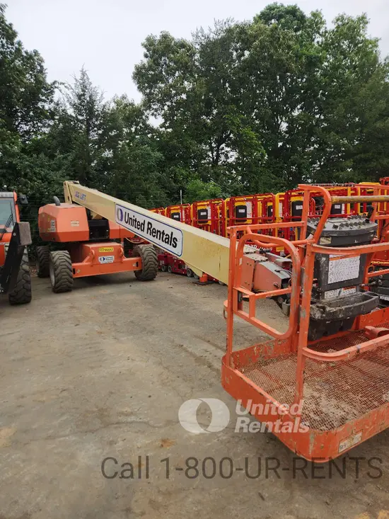 2018 JLG 800S Boom Lift