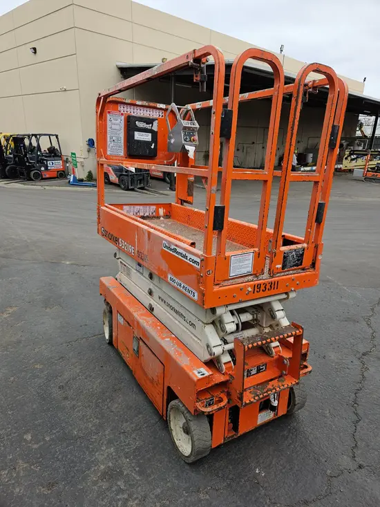 2017 Snorkel S3219E Scissor Lift