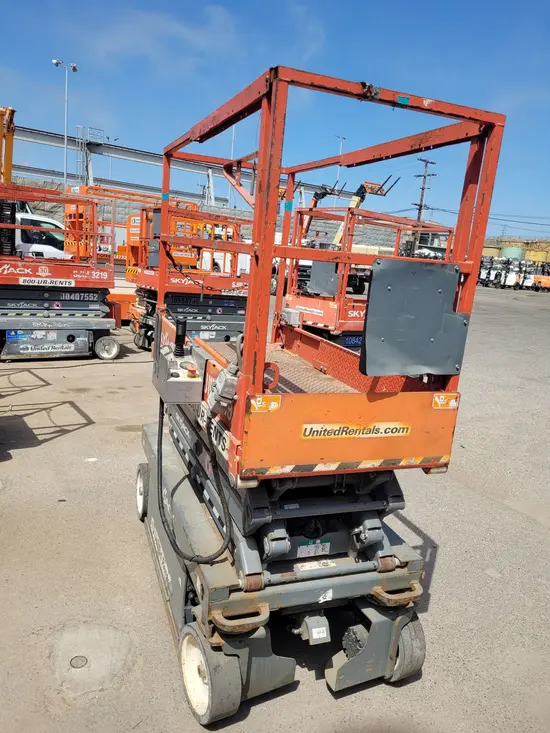2018 Skyjack SJIII3219 Scissor Lift