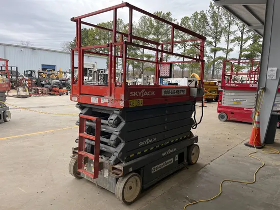 2017 Skyjack SJIII4740 Scissor Lift