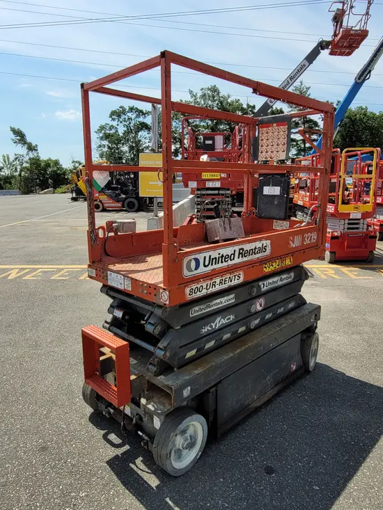 2018 Skyjack SJIII3219 Scissor Lift