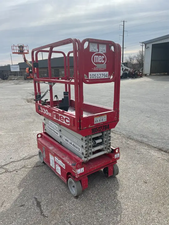 2016 MEC 1330SE Scissor Lift