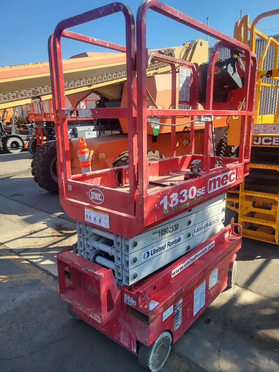 2019 MEC 1330SE Scissor Lift