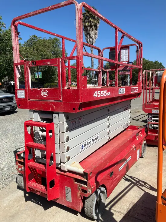 2017 MEC 4555SE Scissor Lift
