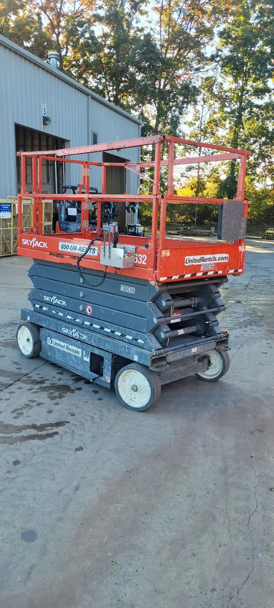 2018 Skyjack SJIII4632 Scissor Lift