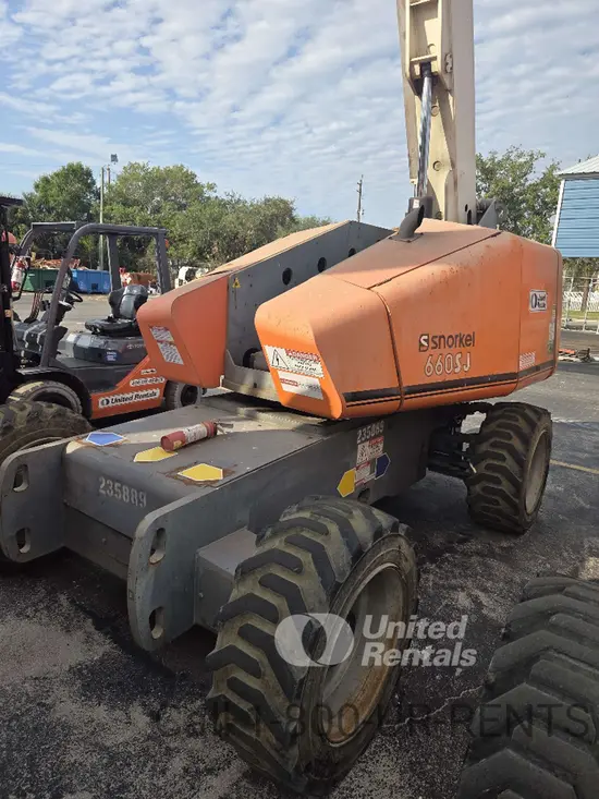 2019 Snorkel 660SJ Boom Lift