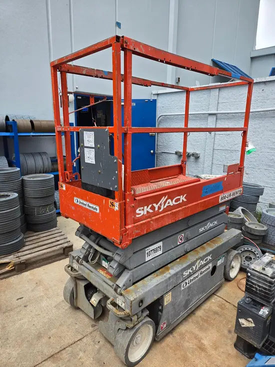 2018 Skyjack SJIII3219 Scissor Lift