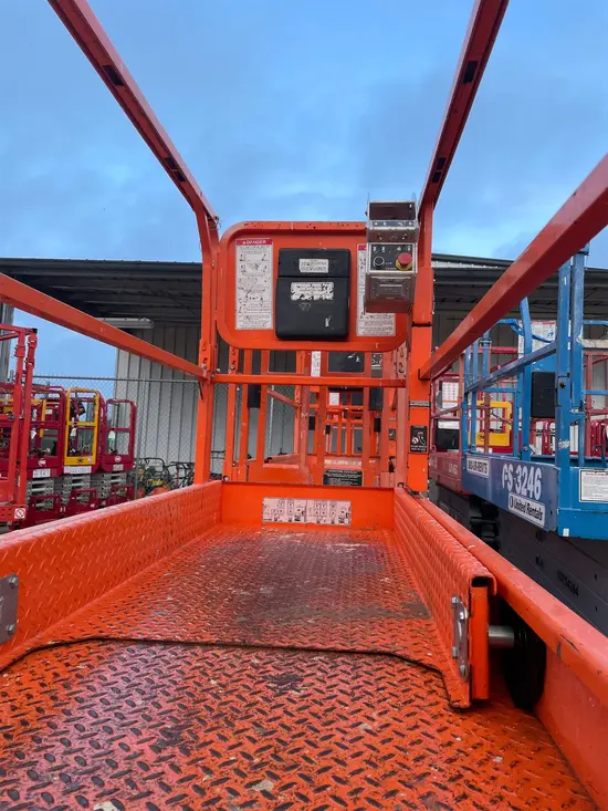 2019 Snorkel S3226E Scissor Lift