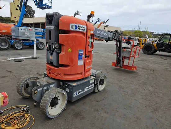 2017 Skyjack SJ30ARJE Articulating Boom Lift