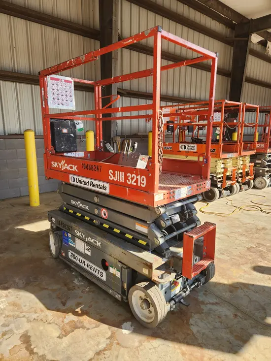 2016 Skyjack SJIII3219 Scissor Lift