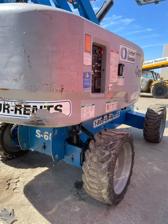 2014 Genie S-60X Boom Lift
