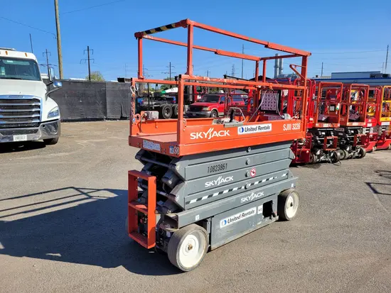 2018 Skyjack SJIII3226 Scissor Lift