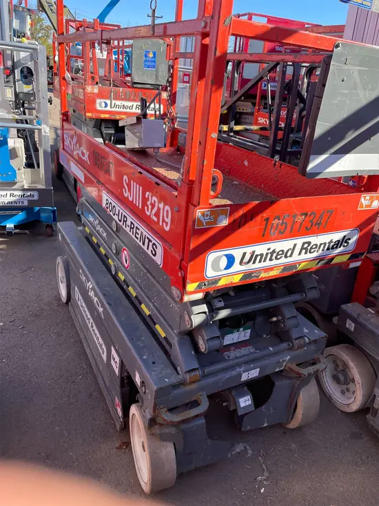 2016 Skyjack SJIII3219 Scissor Lift
