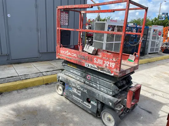 2018 Skyjack SJIII3219 Scissor Lift