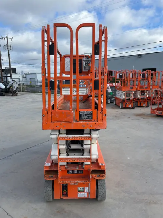2019 Snorkel S3226E Scissor Lift