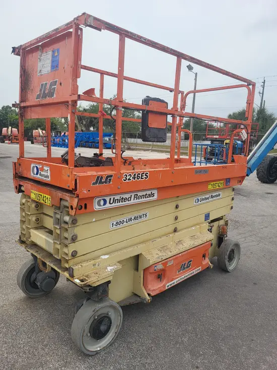 2017 JLG 3246ES Scissor Lift