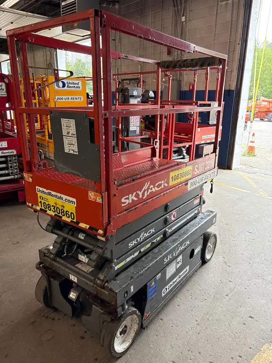 2018 Skyjack SJIII3219 Scissor Lift