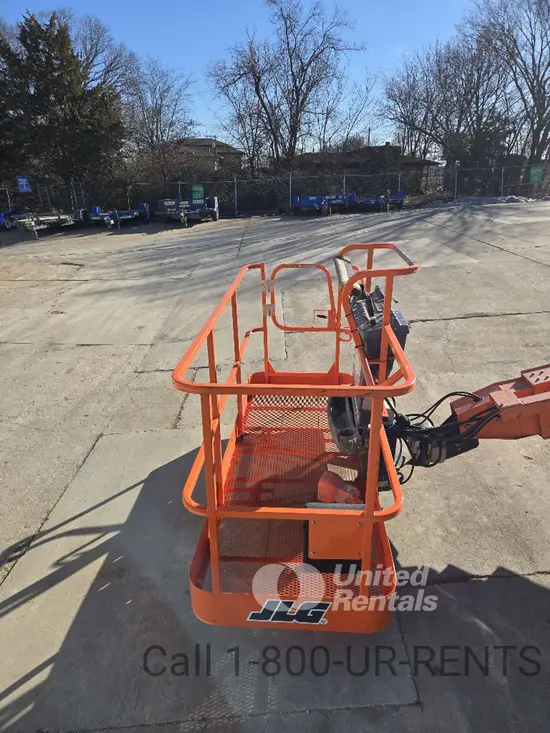 2018 JLG 800S Boom Lift