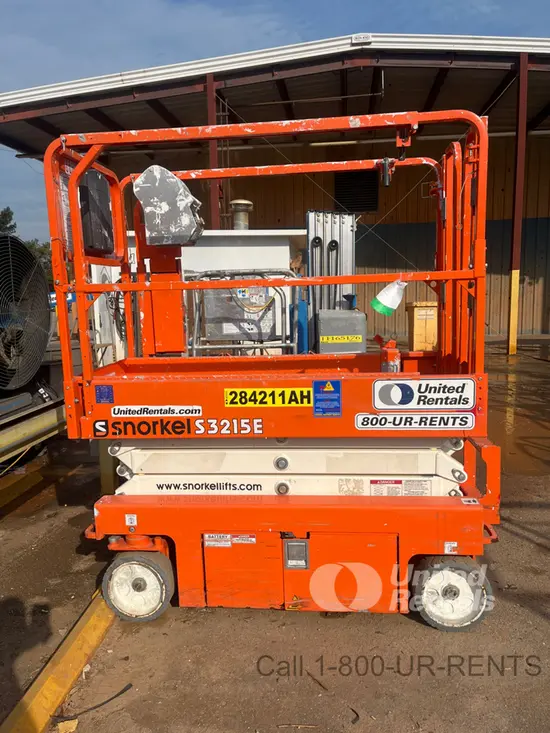 2021 Snorkel S3215E Scissor Lift