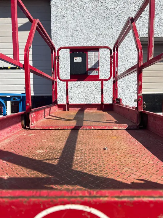 2018 MEC 4555SE Scissor Lift