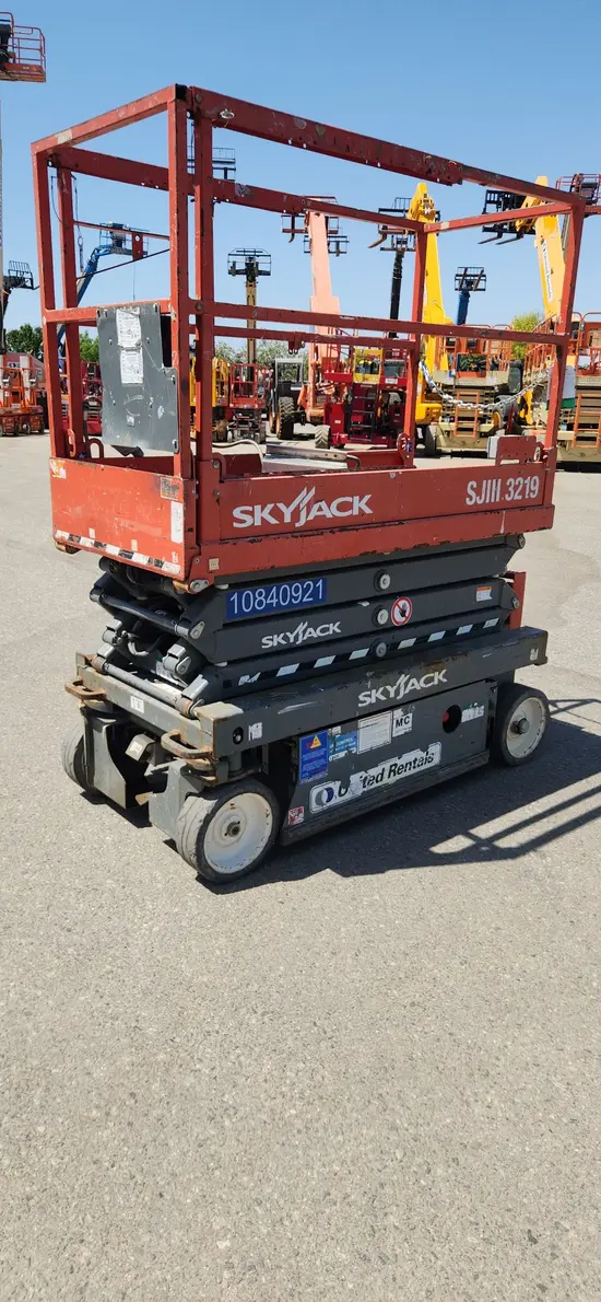 2018 Skyjack SJIII3219 Scissor Lift