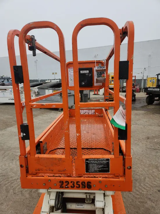 2019 Snorkel S3219E Scissor Lift