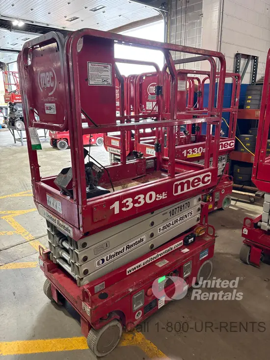 2018 MEC 1330SE Scissor Lift