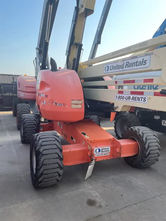 2015 JLG 450AJ Articulating Boom Lift