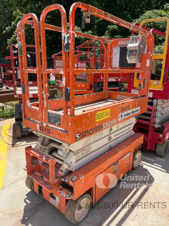 2019 Snorkel S3219E Scissor Lift