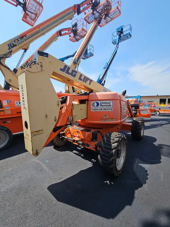 2016 JLG 600AJ Articulating Boom Lift