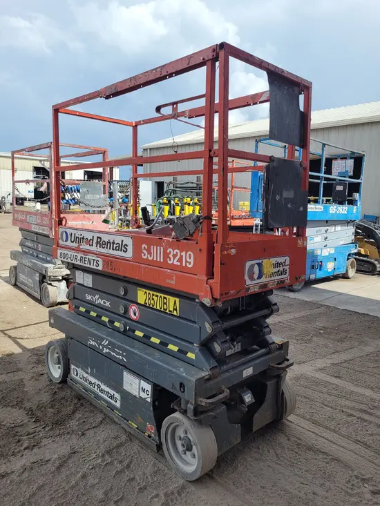 2016 Skyjack SJIII3219 Scissor Lift