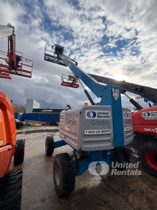 2017 Genie S-40 Boom Lift