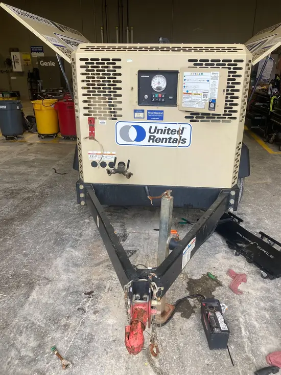2021 Doosan P425/HP375WCUT4 Air Compressor