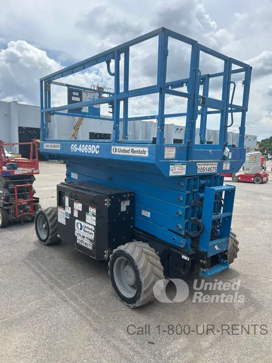 2016 Genie GS-4069DC Scissor Lift