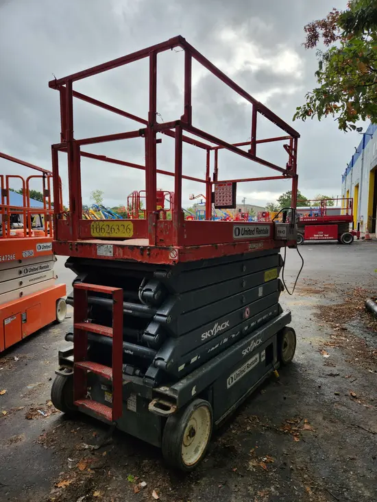 2017 Skyjack SJIII4740 Scissor Lift