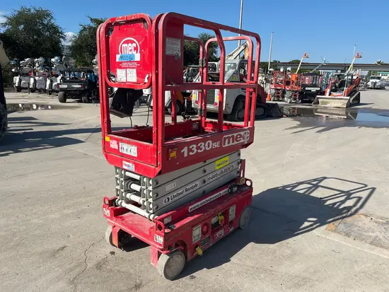 2017 MEC 1330SE Scissor Lift