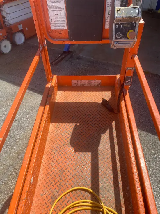 2019 Snorkel S3219E Scissor Lift