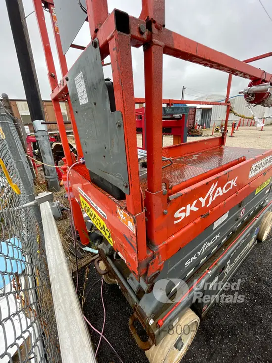 2017 Skyjack SJIII3226 Scissor Lift