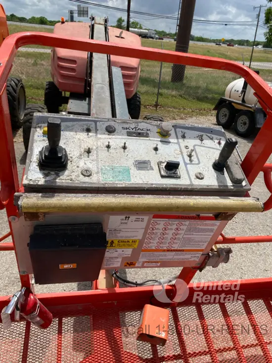2017 Skyjack SJ40T Boom Lift
