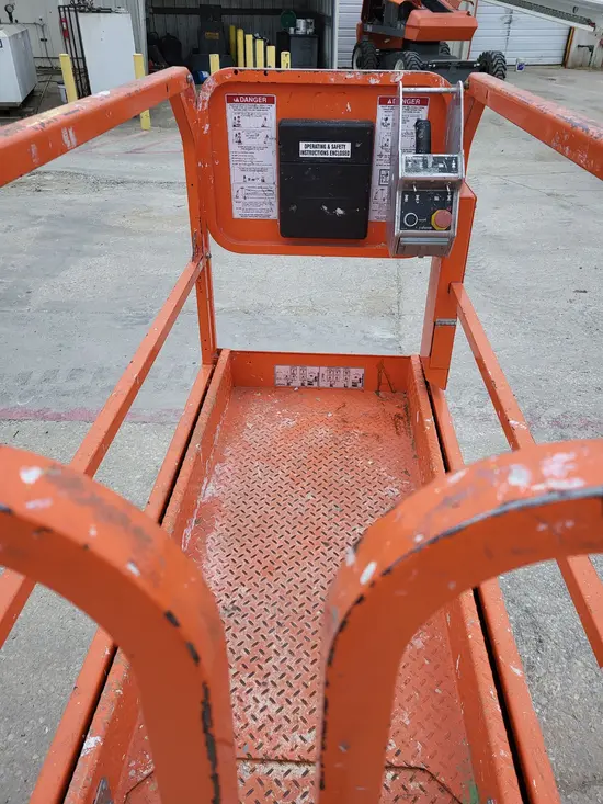 2018 Snorkel S3219E Scissor Lift