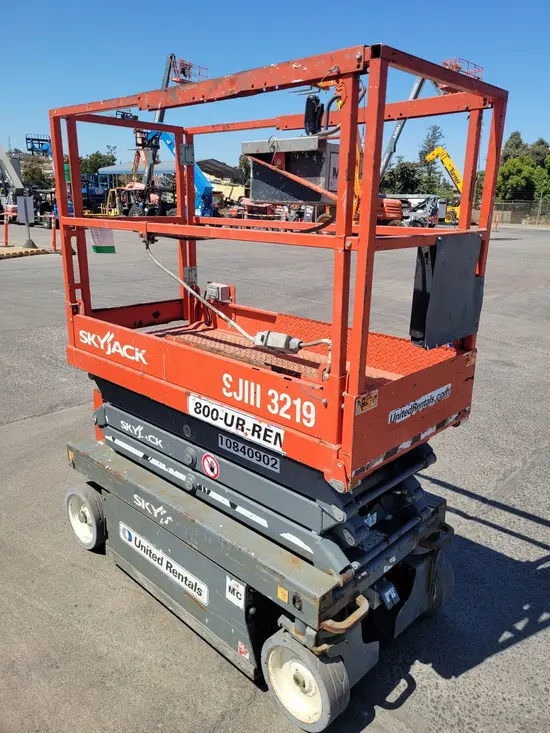 2018 Skyjack SJIII3219 Scissor Lift