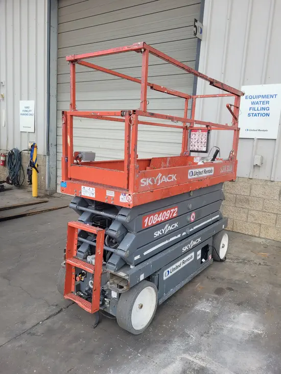 2018 Skyjack SJIII3226 Scissor Lift