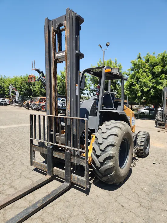 2021 Case 586H Forklift