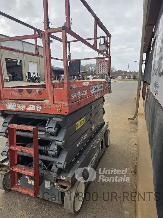 2017 Skyjack SJIII4740 Scissor Lift