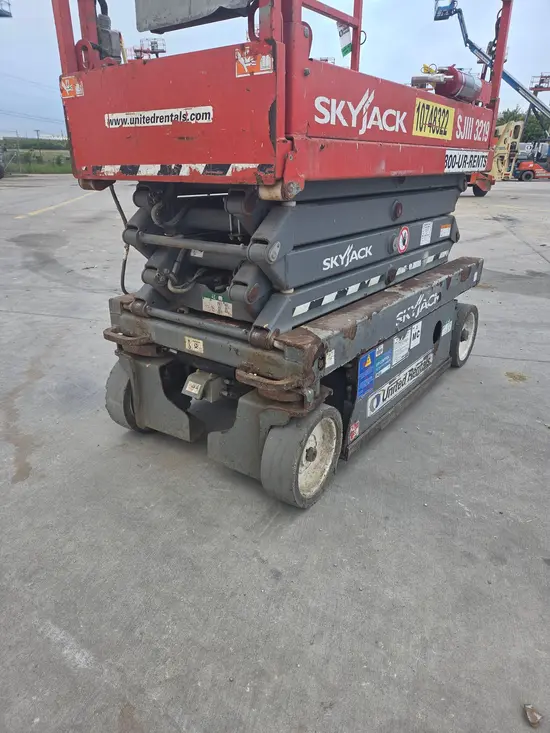 2018 Skyjack SJIII3219 Scissor Lift