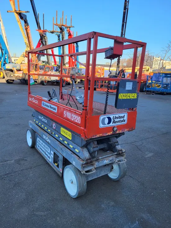 2019 Skyjack SJIII3220 Scissor Lift