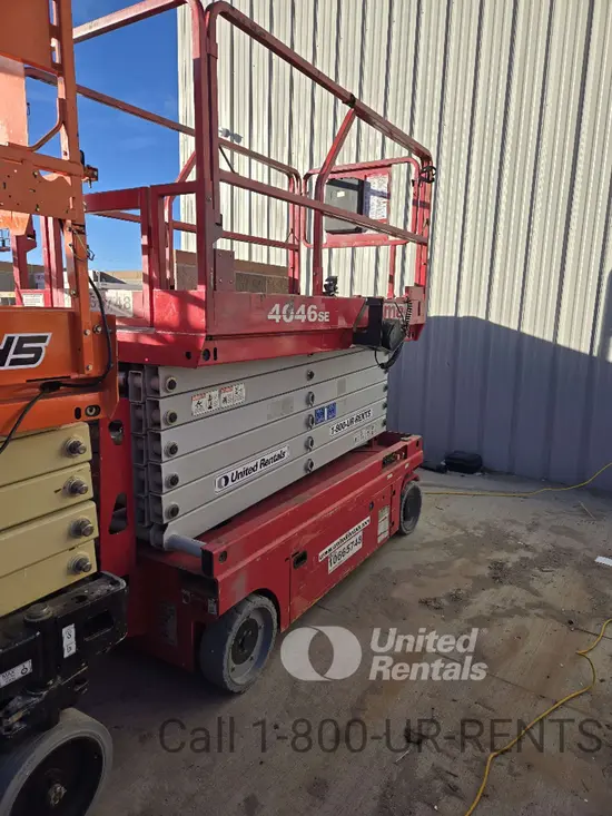 2017 MEC 4046SE Scissor Lift