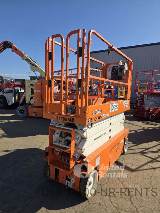 2019 Snorkel S3226E Scissor Lift